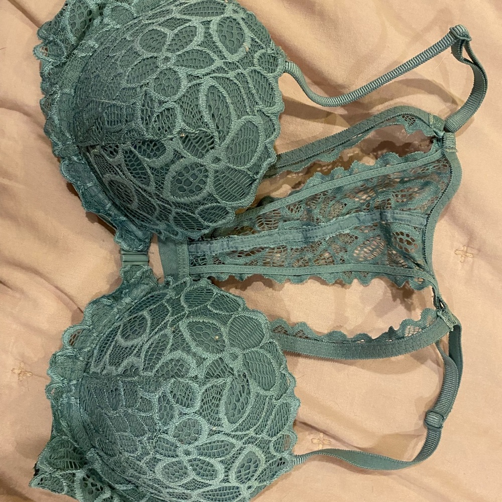Never worn - Pink bra - 34C